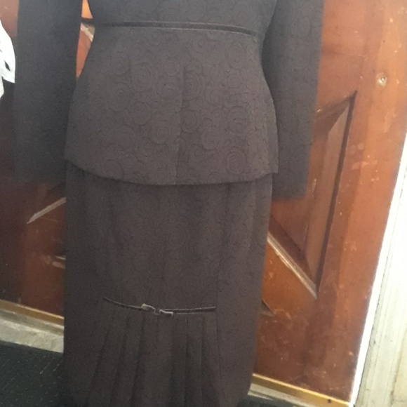 Liz Claiborne Suit size 8 - Picture 7 of 8